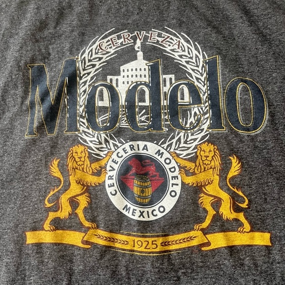 Modelo Tee - Picture 2 of 3